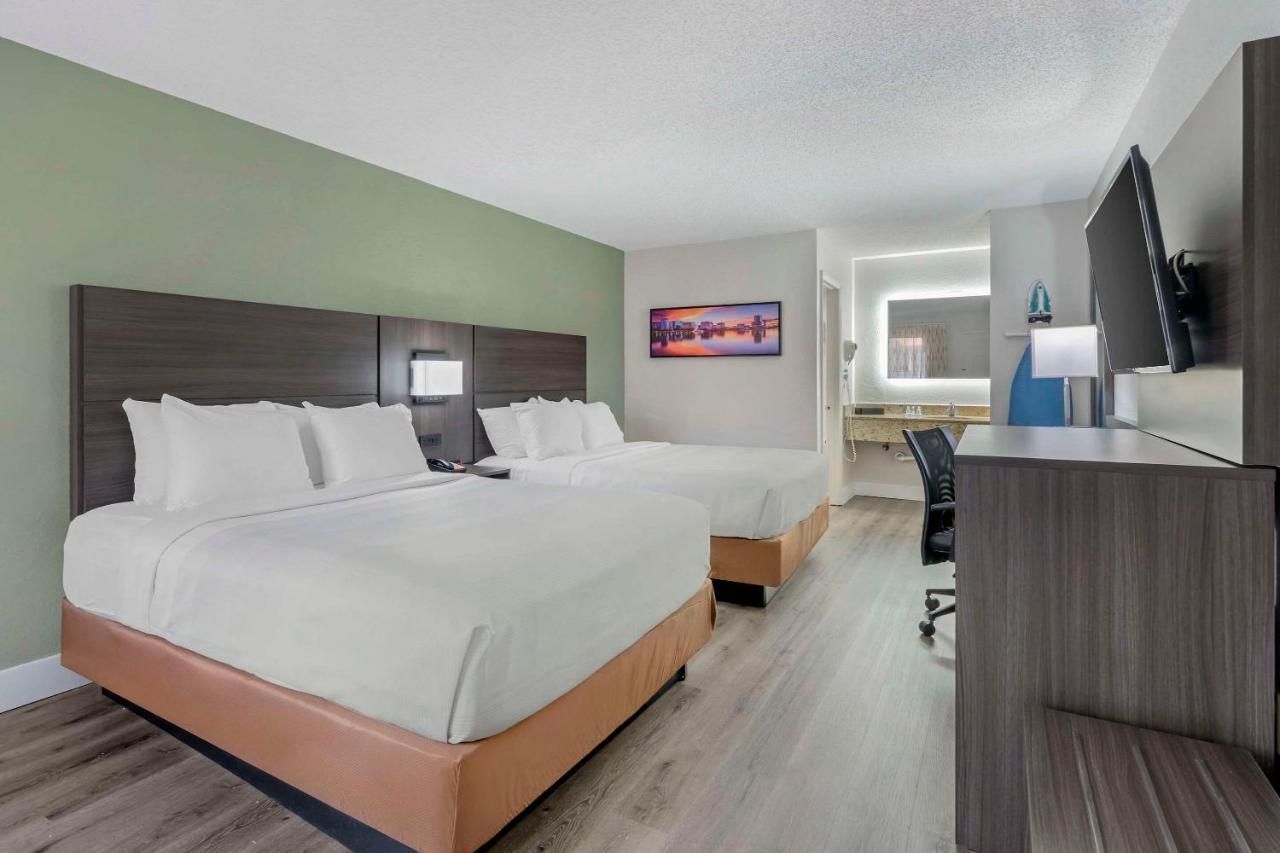 Quality Inn & Suites Orlando East - Ucf Area Alafaya Экстерьер фото