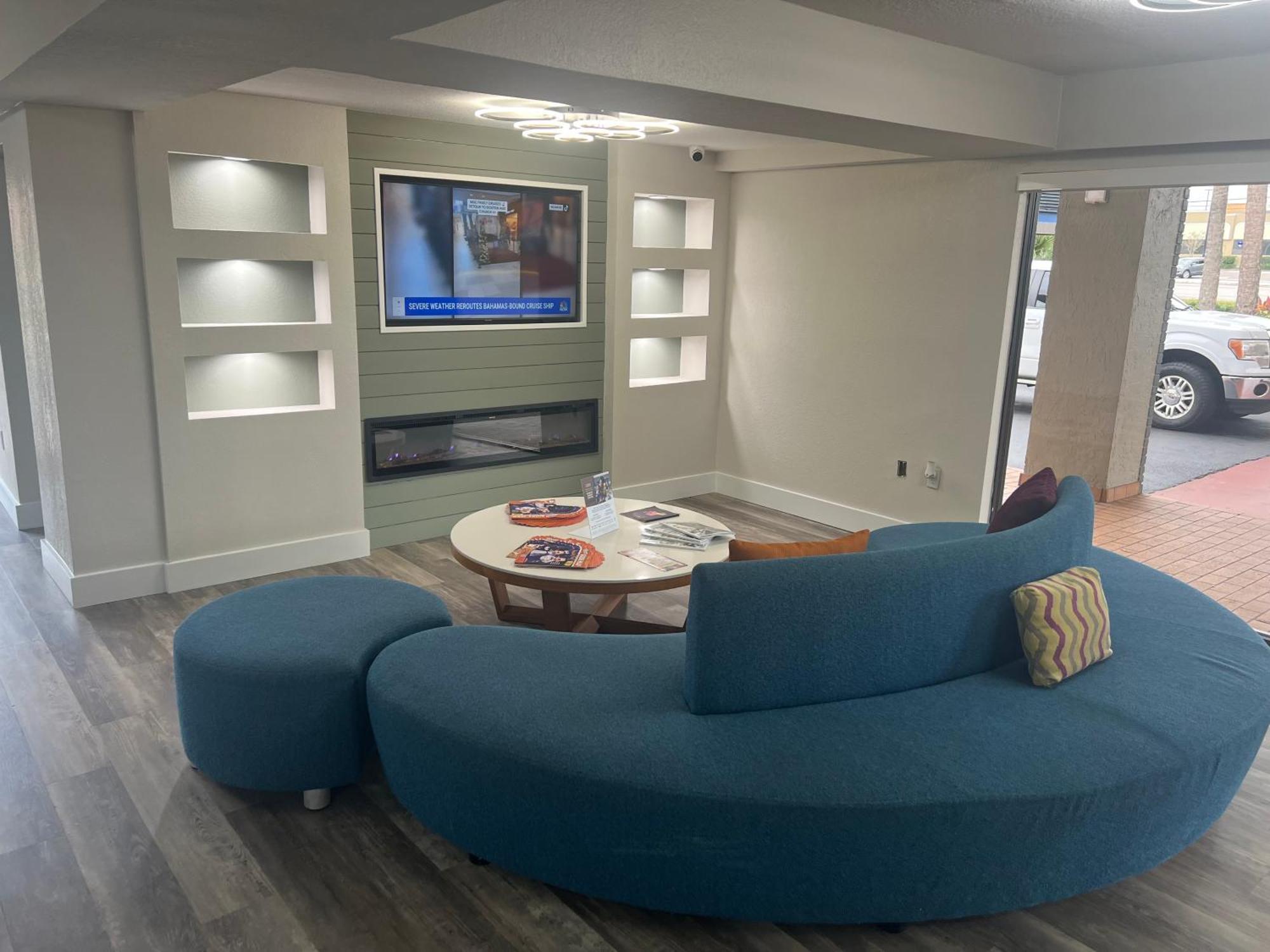 Quality Inn & Suites Orlando East - Ucf Area Alafaya Экстерьер фото