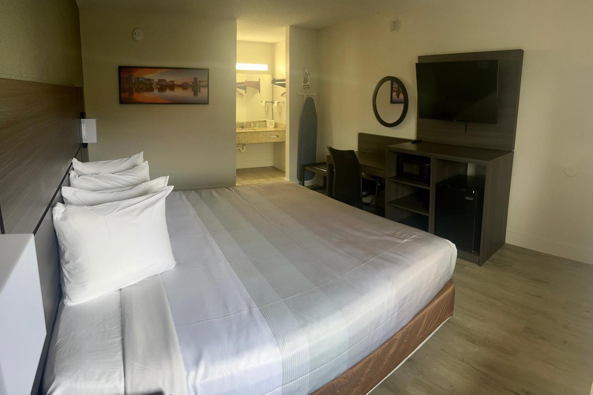 Quality Inn & Suites Orlando East - Ucf Area Alafaya Экстерьер фото
