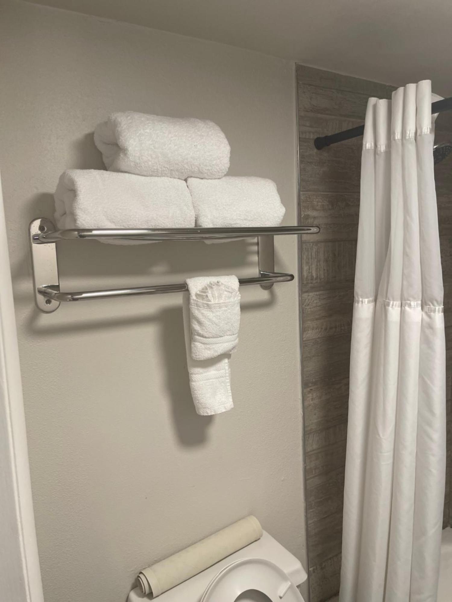 Quality Inn & Suites Orlando East - Ucf Area Alafaya Экстерьер фото